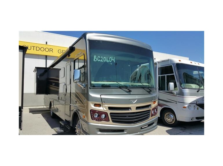 2016 Fleetwood Bounder 33C