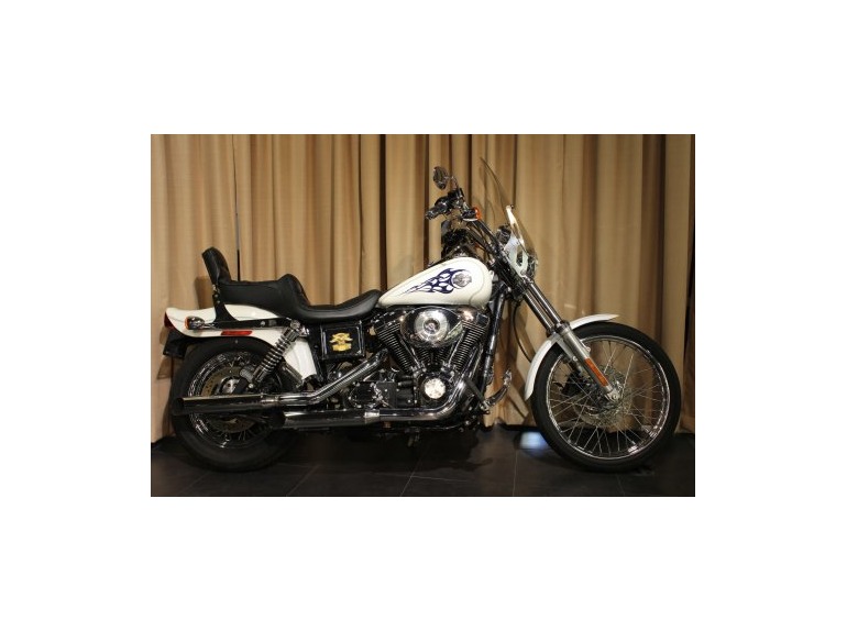 2004 Harley-Davidson Dyna FXDWGI - DYNA WIDE GLIDE INJECTED