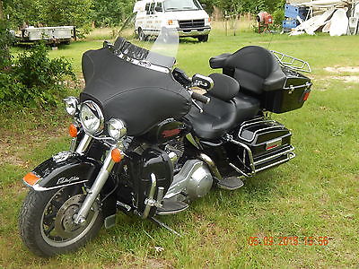 Harley-Davidson : Touring 2005 harley eletra glide classic flh touring
