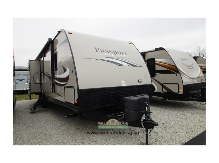 2015 Passport 3320BH