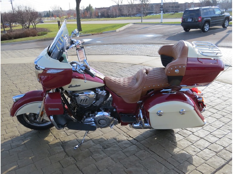 2015 Indian Roadmaster Indian Red/Ivory Cream