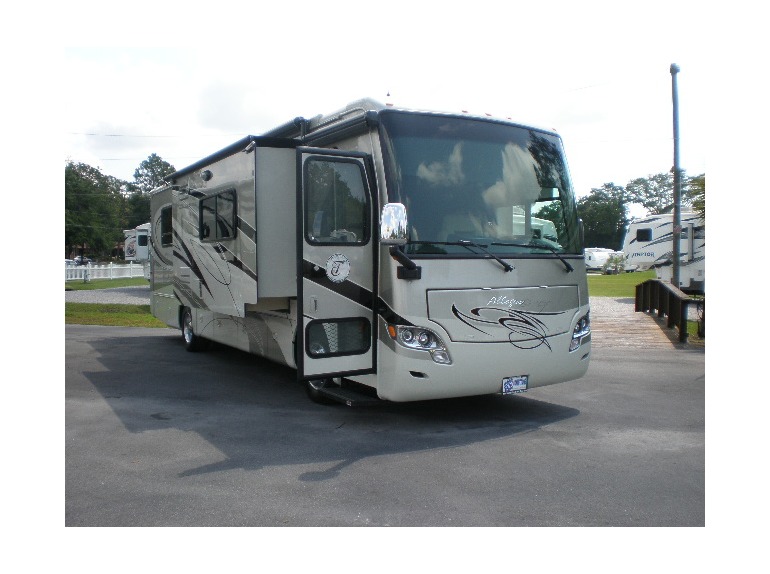 2012 Tiffin Allegro Breeze 32BR