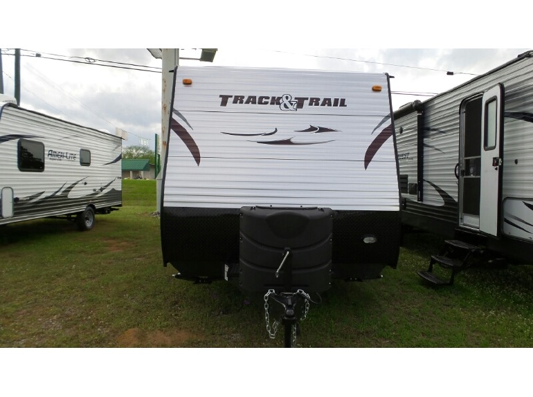 2016 Gulf Stream TRACK AND TRAIL 24RTHSE