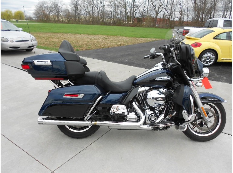 2014 Harley-Davidson® FLHTCU Ultra Classic® Electra Glide&