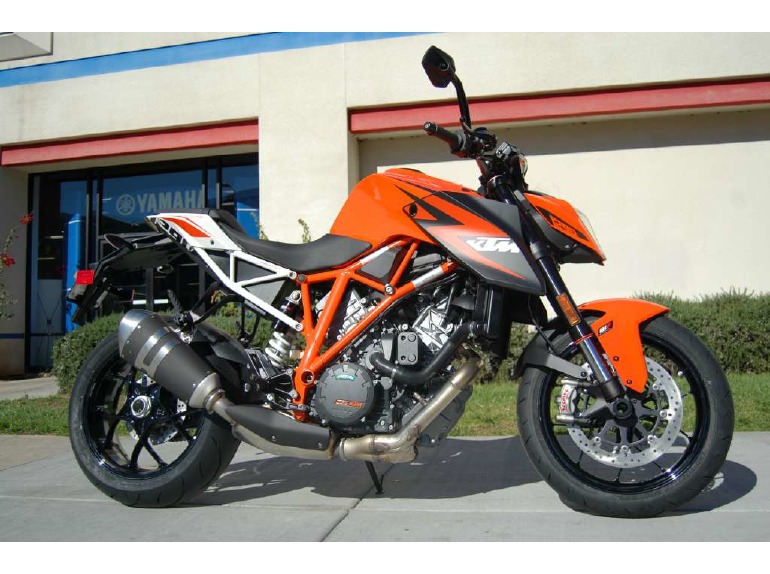 2015 KTM 1290 Super Duke R