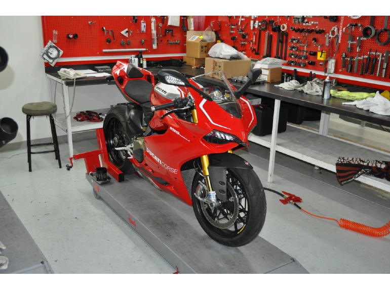 2013 Ducati Superbike 1199 PANIGALE R