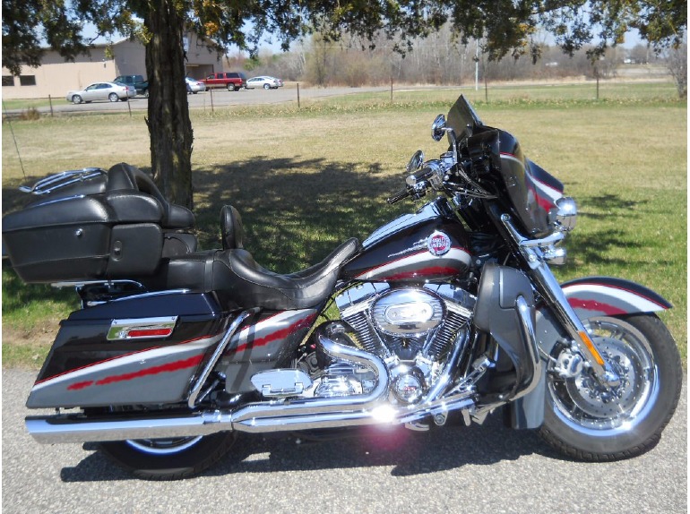 2006 Harley-Davidson CVO  Screamin' Eagle® Ultra Classic®