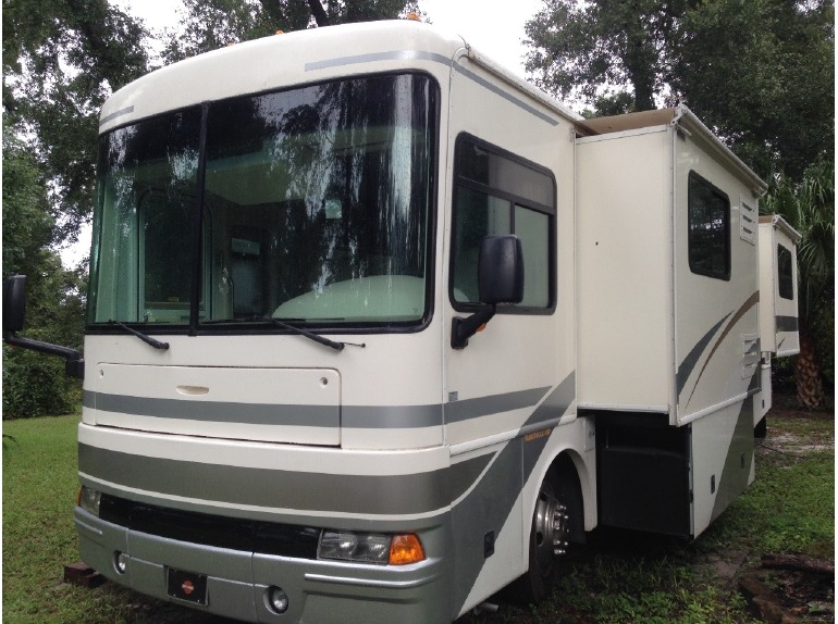 2002 Fleetwood Expedition 34H