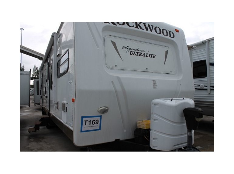 2012 Rockwood Signature Ultra Lite 8315BSS