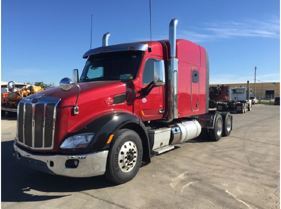 2015 PETERBILT 579