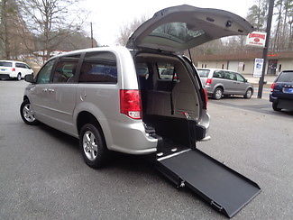 Dodge : Caravan SXT HANDICAP WHEELCHAIR ACCESSIBLE VAN 2012 silver sxt handicap wheelchair accessible van rear entry