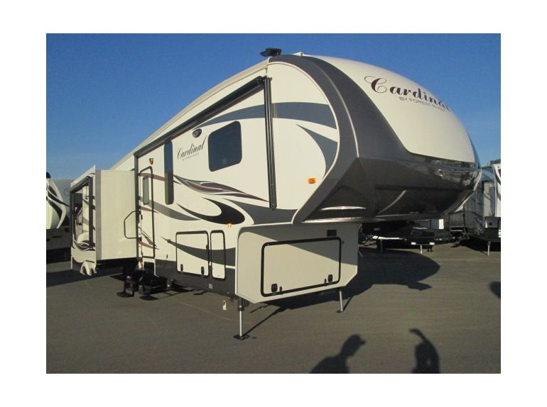 2016 Forest River CARDINAL 3030RS 6 Point Hydraulic Auto L
