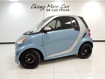 Smart Passion 2013 smart fortwo passion hatchback heated power leather seats power windows abs