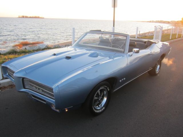 Pontiac : GTO Convertible 400 CU.IN./350H.P. MATCHING NO. 39,000 ORIGINAL MILES