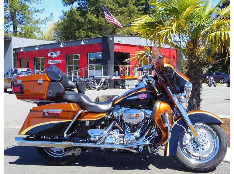 2008 Harley-Davidson CVO Screamin' Eagle Ultra Classic Electra Glide