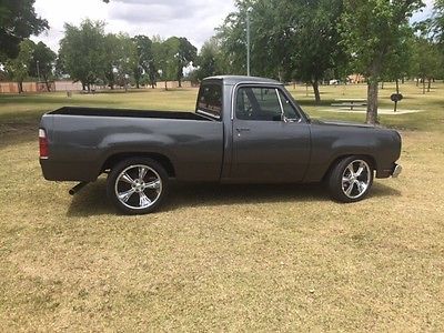 Dodge : Other Pickups Base Dodge D100 shortbed pickup. PRICE REDUCED!!!! MUST SELL GREAT DEAL!!!!!!!