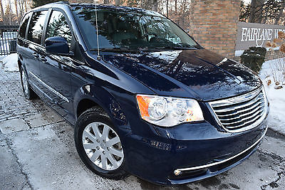 Chrysler : Town & Country Sto-N-Go  EDITION 2013 chrysler town country touring sto n go dvd leather camera clean