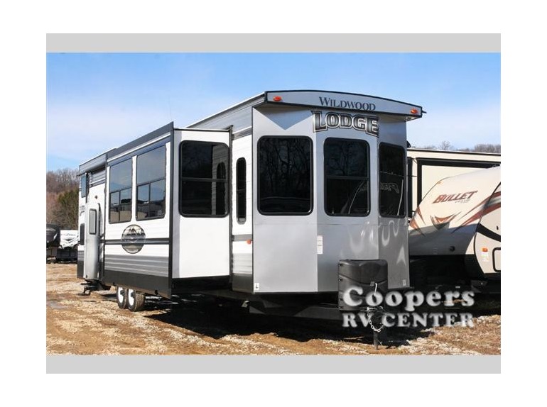 2015 Forest River Rv Wildwood Lodge 4092BFL
