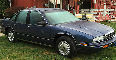 Buick : Regal Limited Sedan 4-Door 1993 buick regal excellent condition with low miles