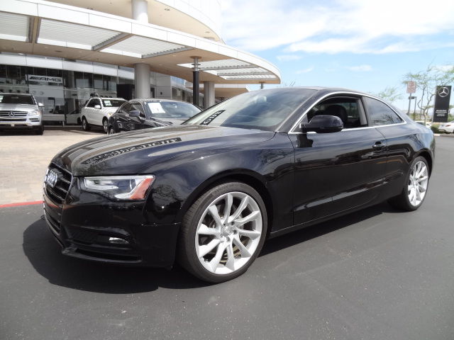 Audi : A5 2.0T 13 awd 4 wd quattro black automatic miles 35 k sunroof coupe