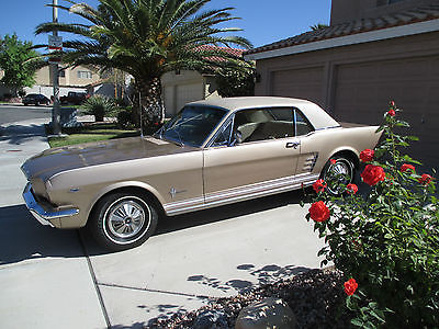 Ford : Mustang Base 1966 ford mustang base 4.7 l amazing condition clean awesome color combo