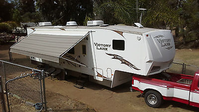2008 Dutchman Victory lane 5th wheel Toy Hauler With Truck