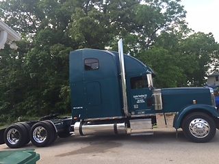 Other Makes classic xl 2000 freightliner classic xl