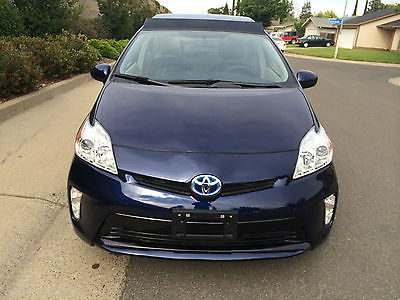 Toyota : Prius Five Hatchback 4-Door 2014 toyota prius level 5 solar cell roof sunroof only 6 k miles