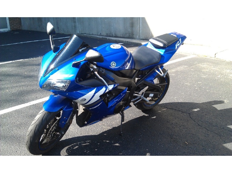 2003 Yamaha Yzf R1