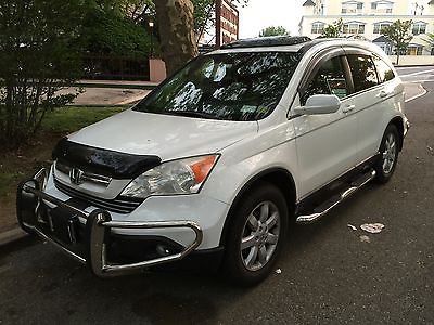 Honda : CR-V EX-L Vehicle has front and rear bumper guards and side steps