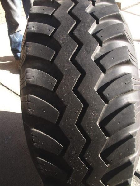 2 Sets of Mudder Tires, 3