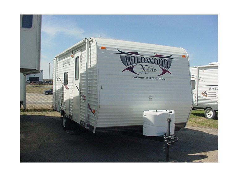 2013 Forest River Wildwood X-Lite Midwest 195BH