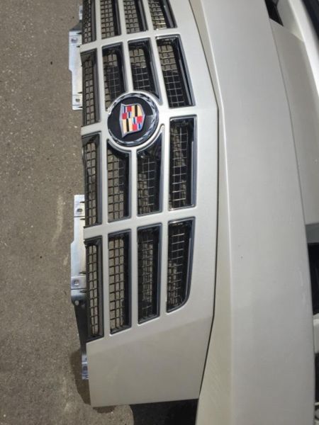 2007 Escalade front bumper and grill