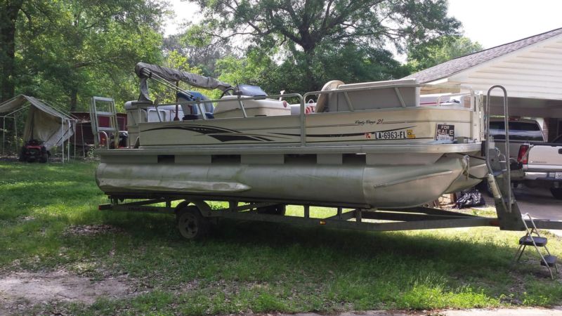 For Sale 2005 21 ft. Sun Tracker Party Barge