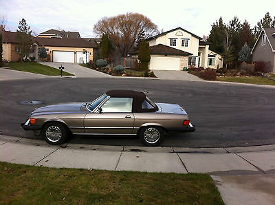 Mercedes-Benz : SL-Class 560 SL 1988 mercedes 560 sl