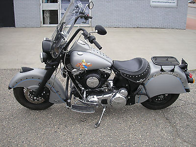 Indian : Chief Bomber Limited Edition 2010 indian chief bomber limited edition silver smoke