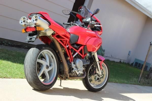 Ducati Multistrada 1000DS well maintained Ohlins Brembo red key