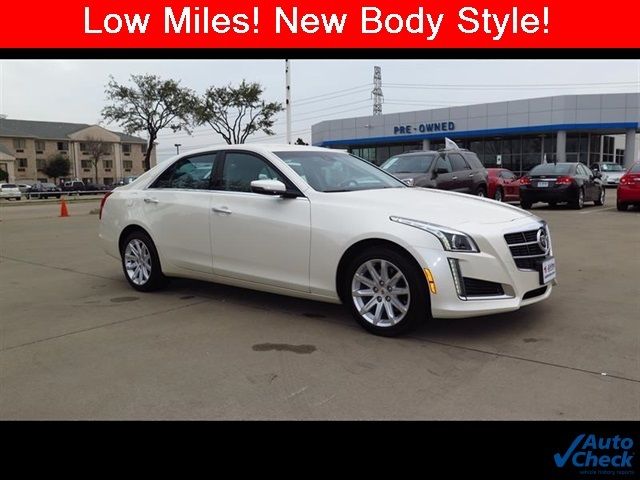 Cadillac : CTS 3.6L Luxury 3.6 l luxury driver awareness package awd white on tan
