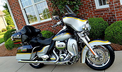 Harley-Davidson : Touring 2012 harley davidson cvo ultra classic screamin eagle 60 photos one owner