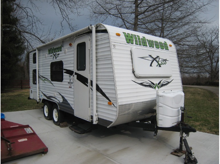 2011 Forest River Wildwood X-Lite 18BH