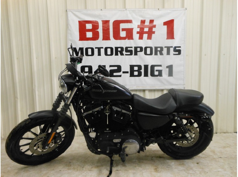 2011 Harley-Davidson XL883N - Sportster Iron 883