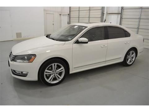 2013 VOLKSWAGEN PASSAT 4 DOOR SEDAN