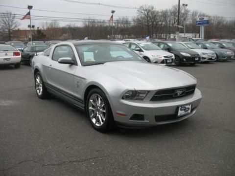 2010 FORD MUSTANG 2 DOOR COUPE