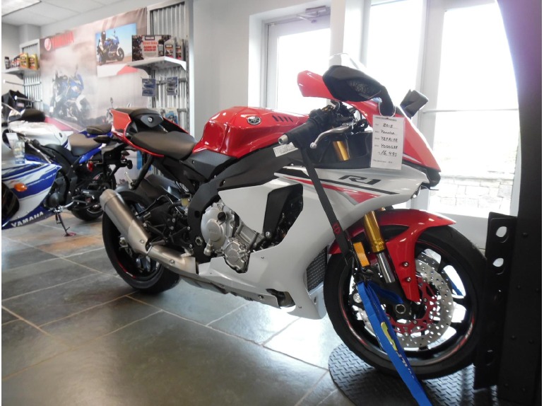 2015 Yamaha YZF R1 Brand New