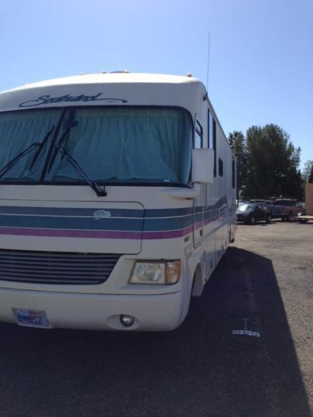 1995 1/2 Fleetwood Southwind P Motorhome