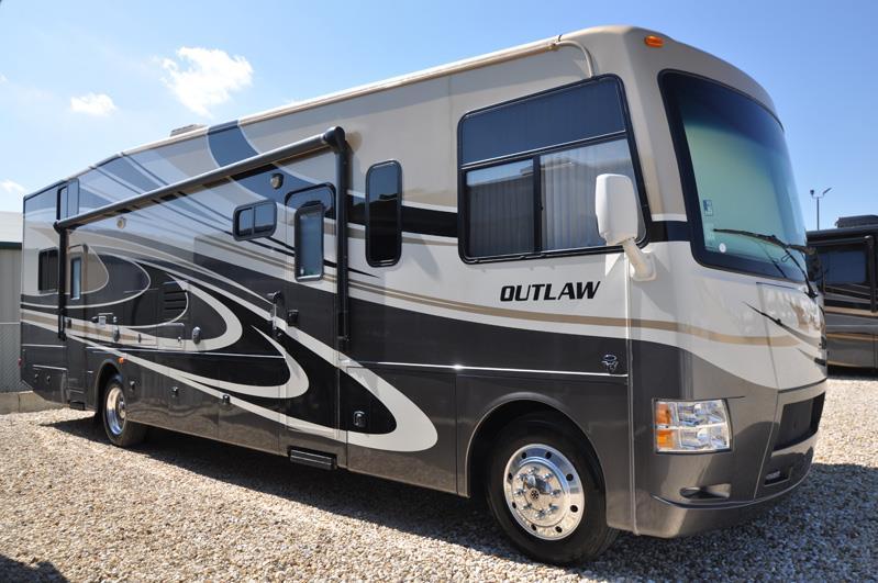 2014 Thor Motor Coach Outlaw with slide