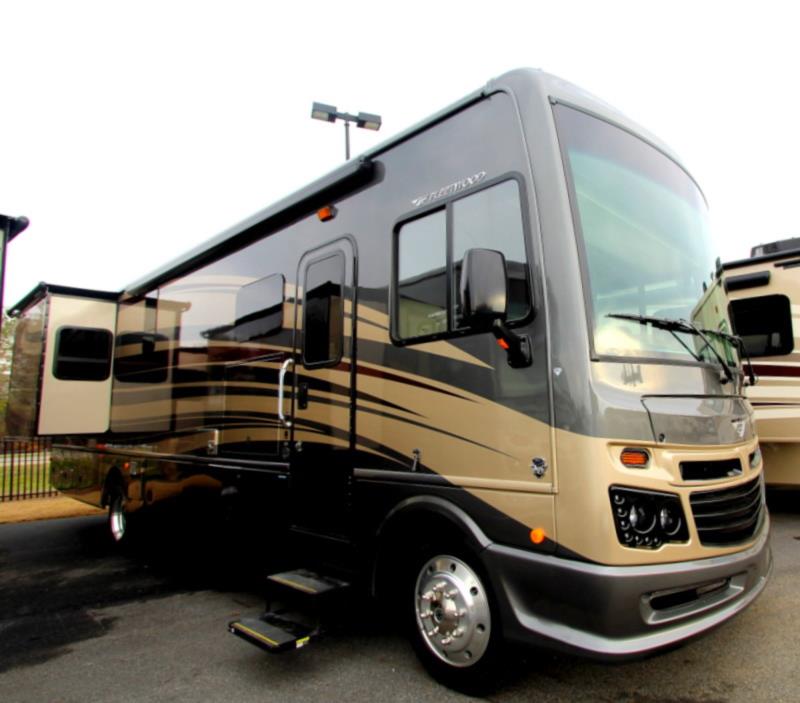 2017 Fleetwood BOUNDER 35K