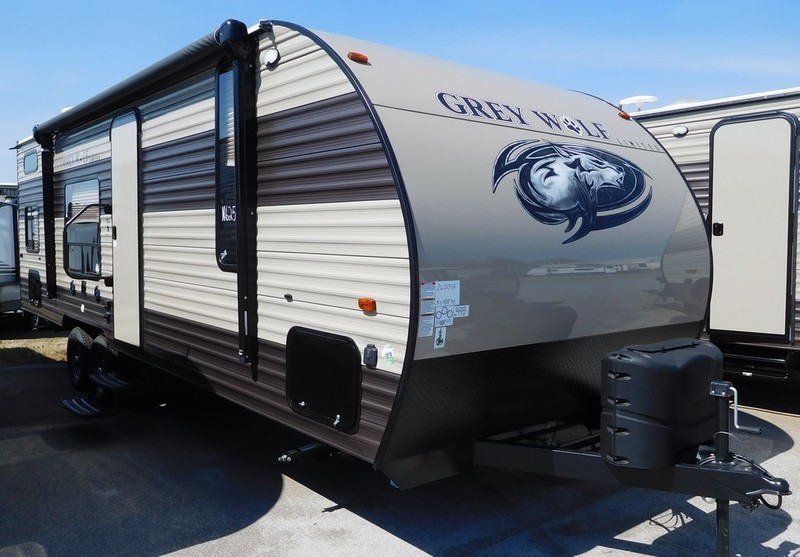 2018 Forest River CHEROKEE GREY WOLF 26DJSE