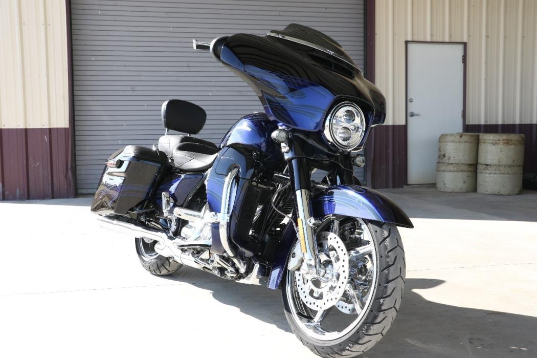 2016 Harley-Davidson STREET GLIDE CVO