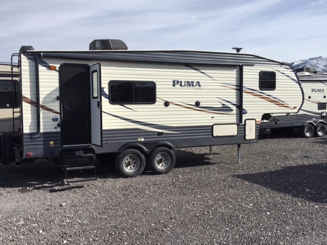 2017 Palomino PUMA 25RKS